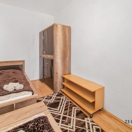 Elegant Three-Bedroom Suite ウィーン エクステリア 写真