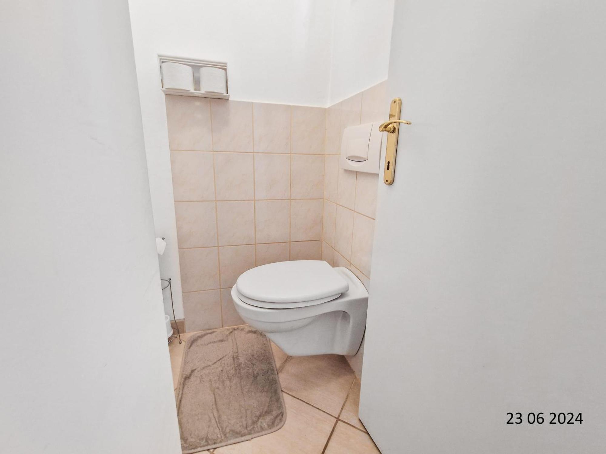 Elegant Three-Bedroom Suite ウィーン エクステリア 写真