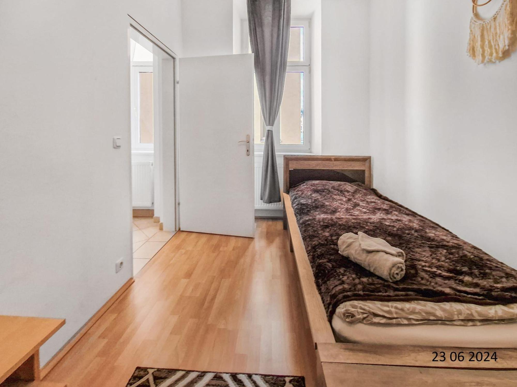 Elegant Three-Bedroom Suite ウィーン エクステリア 写真