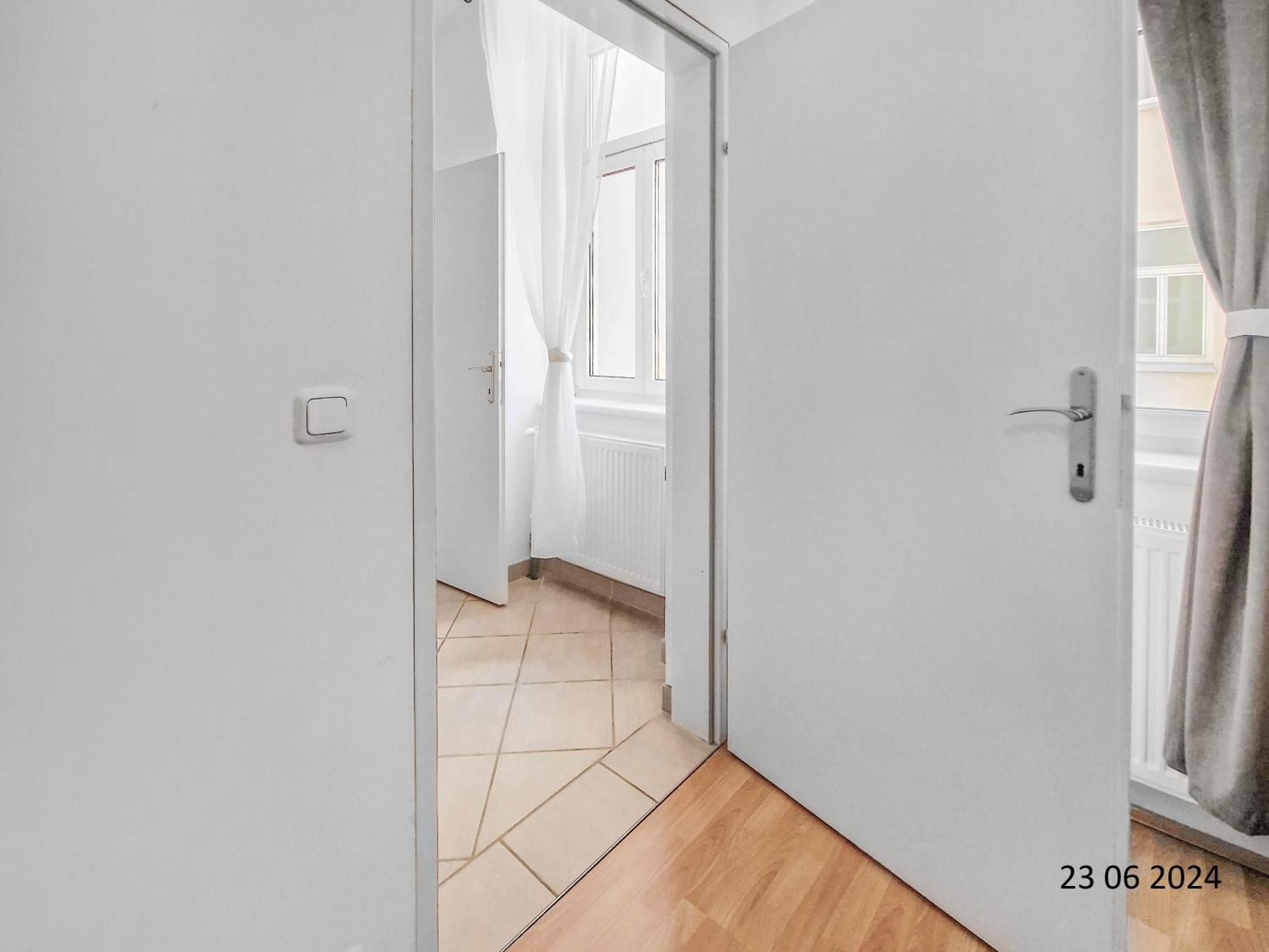 Elegant Three-Bedroom Suite ウィーン エクステリア 写真