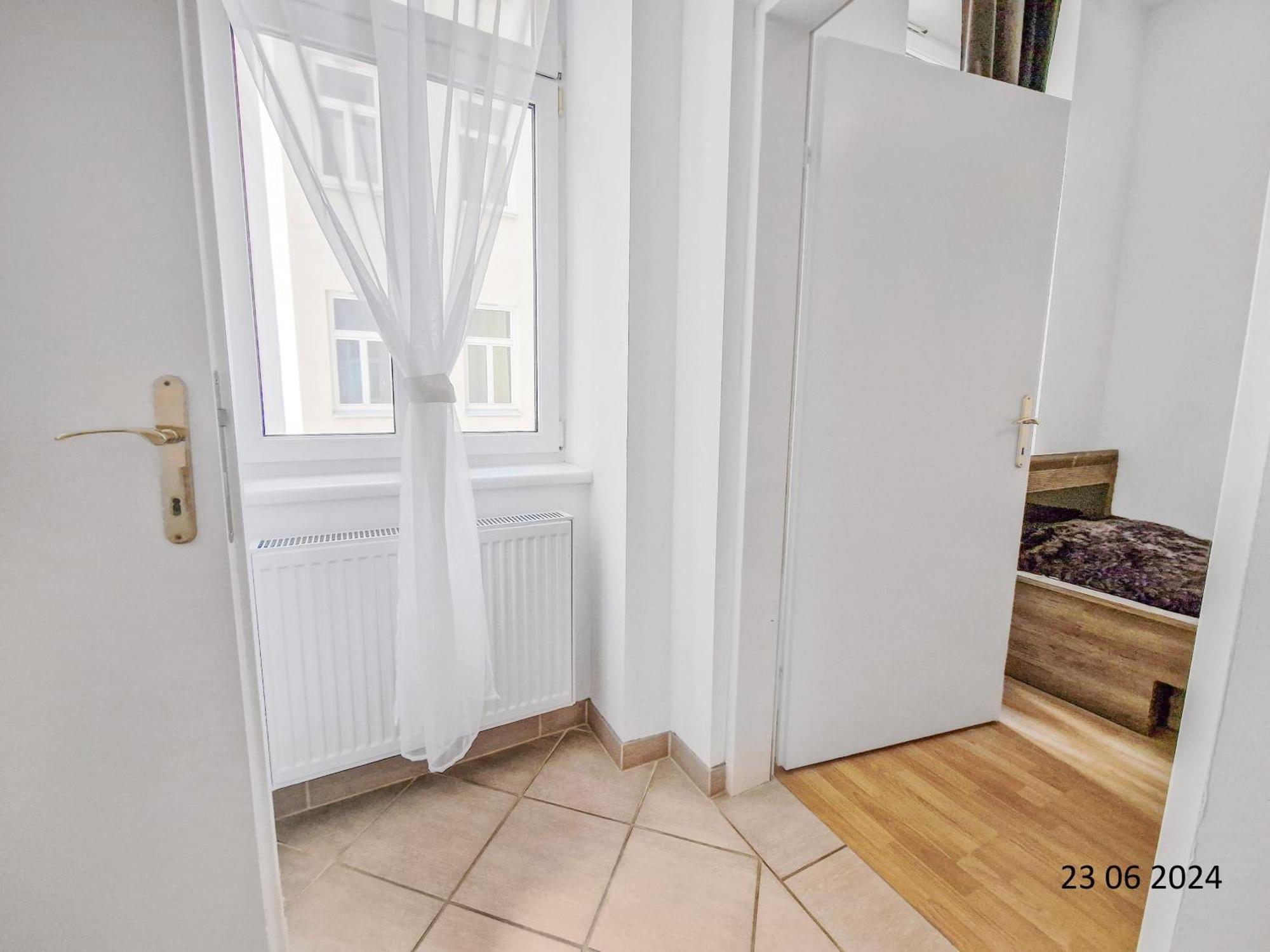 Elegant Three-Bedroom Suite ウィーン エクステリア 写真