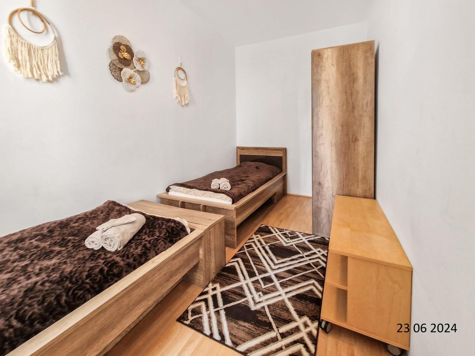 Elegant Three-Bedroom Suite ウィーン エクステリア 写真