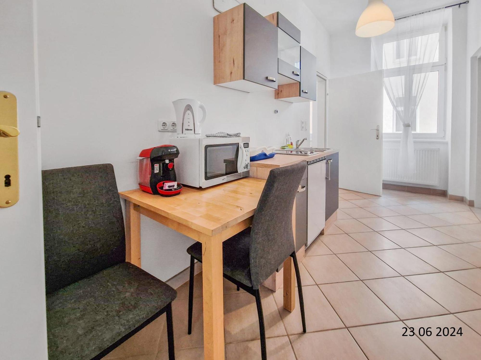 Elegant Three-Bedroom Suite ウィーン エクステリア 写真