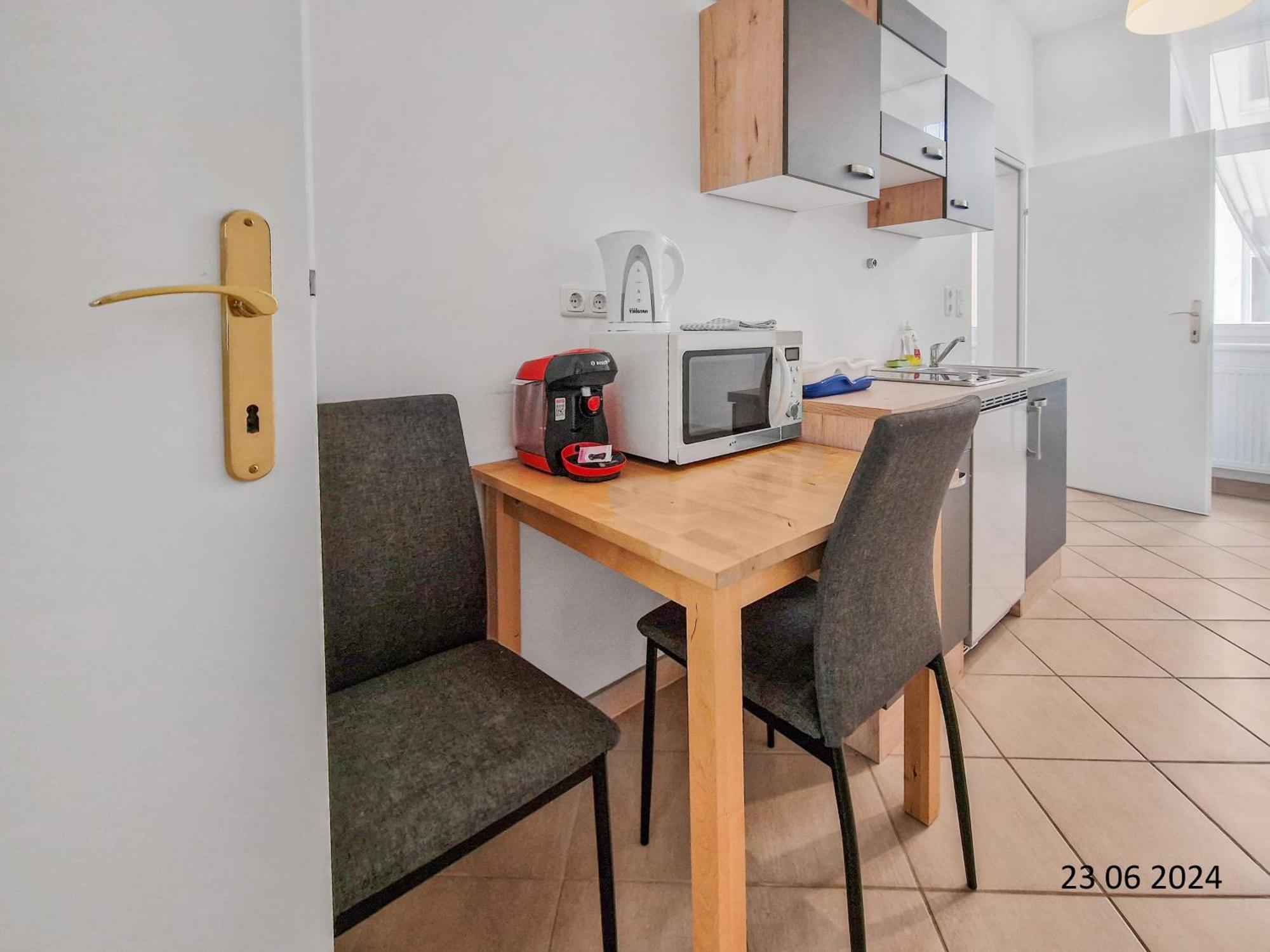Elegant Three-Bedroom Suite ウィーン エクステリア 写真