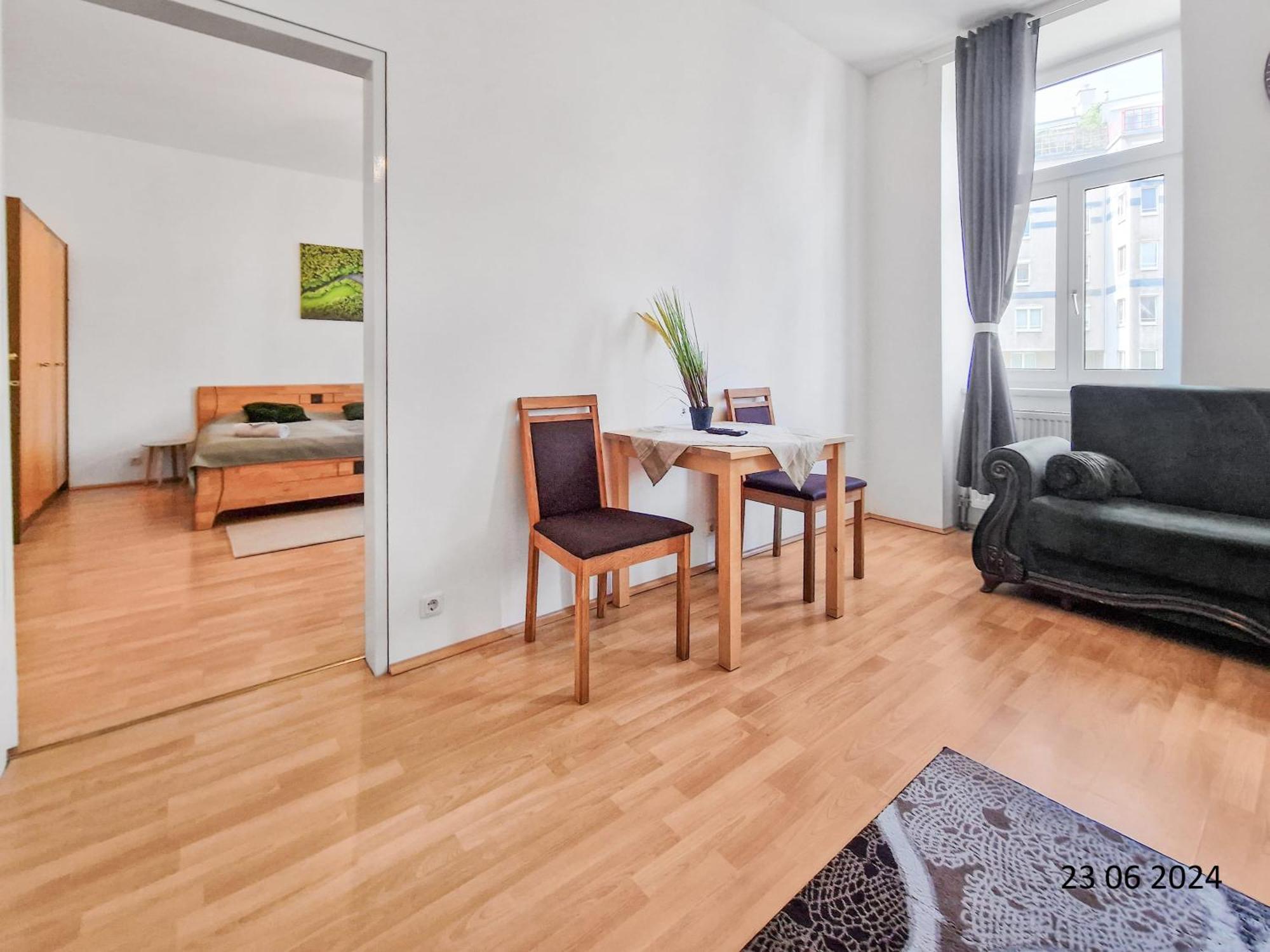 Elegant Three-Bedroom Suite ウィーン エクステリア 写真