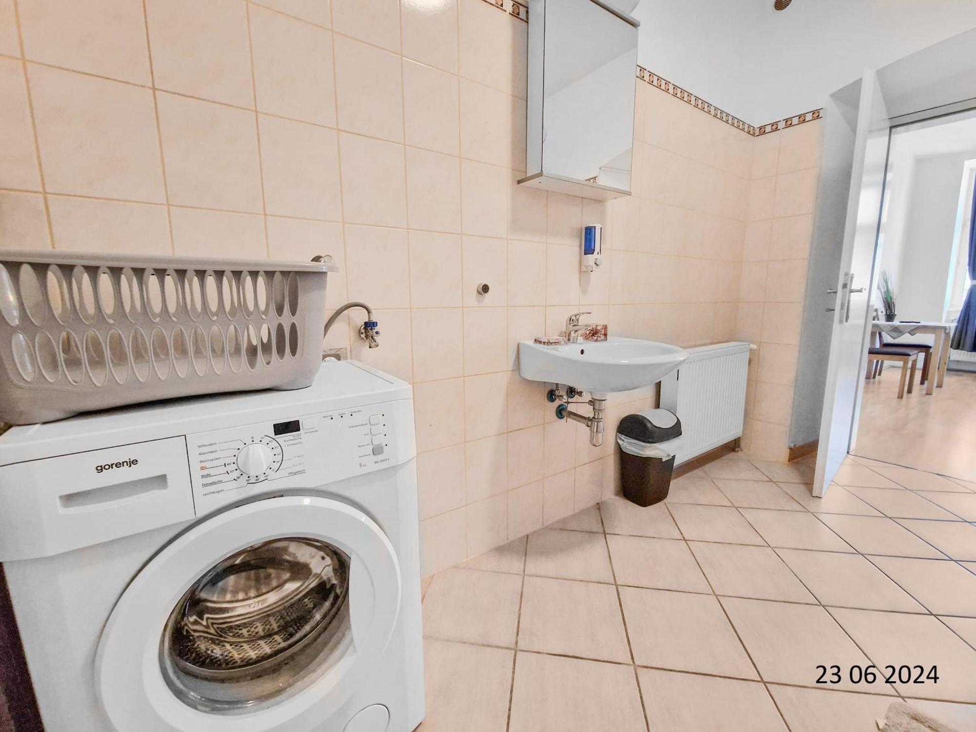 Elegant Three-Bedroom Suite ウィーン エクステリア 写真